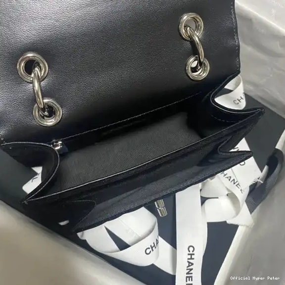 Hyper Peter CHANEL BAG FLAP MINI 0510